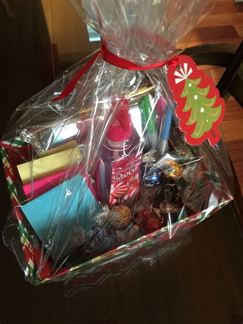 christmas gift basket michaels